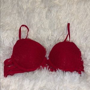 Hollister Gilly Hicks Red Bra
